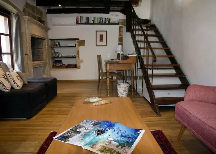 To Spiti アパート *